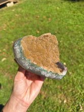 Load image into Gallery viewer, Champagne sugar druzy amethyst