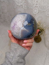 Load image into Gallery viewer, Amethyst sphere with blue agate