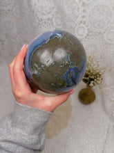 Load image into Gallery viewer, Amethyst sphere with blue agate