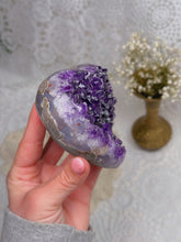 Load image into Gallery viewer, Amethyst heart