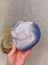 Load image into Gallery viewer, Druzy agate heart