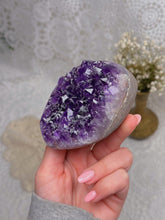Load image into Gallery viewer, Amethyst heart