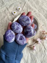 Load image into Gallery viewer, Amethyst palmstone
