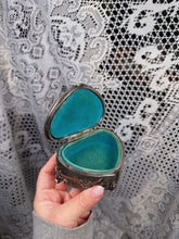 Load image into Gallery viewer, Vintage double heart jewelry box
