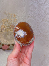 Load image into Gallery viewer, Carnelian palmstone
