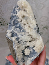 Load image into Gallery viewer, Chalcedony zeolite

