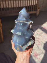 Load image into Gallery viewer, Orca agate flame
