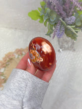 Load image into Gallery viewer, Carnelian palmstone
