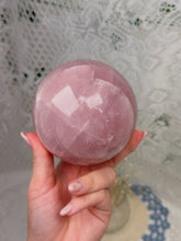 Load image into Gallery viewer, Rose quartz sphere

