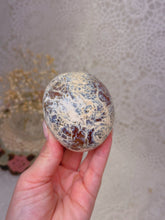 Load image into Gallery viewer, Carnelian palmstone

