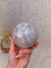 Load image into Gallery viewer, Flower agate sphere
