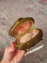Load image into Gallery viewer, Vintage jewelry box
