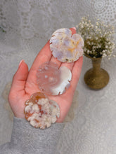 Load image into Gallery viewer, Flower agate leaf (you pick)
