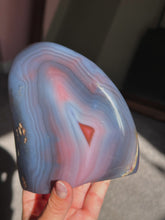 Load image into Gallery viewer, Mozambique agate freeform
