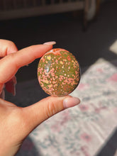 Load image into Gallery viewer, Rare veinless ocean jasper palmstone
