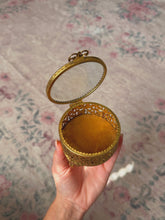 Load image into Gallery viewer, Vintage jewelry box
