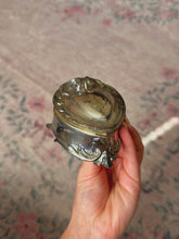 Load image into Gallery viewer, Vintage heart shaped jewelry box
