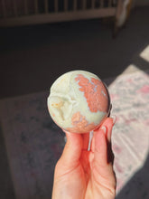 Load image into Gallery viewer, Petal agate sphere
