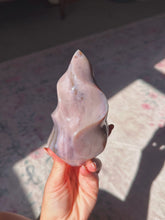 Load image into Gallery viewer, Sea jasper flame
