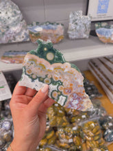 Load image into Gallery viewer, 8th vein ocean jasper slab
