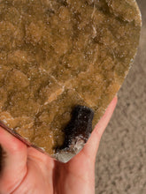 Load image into Gallery viewer, Champagne sugar druzy amethyst
