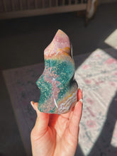 Load image into Gallery viewer, Sea jasper flame

