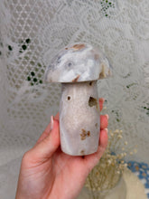 Load image into Gallery viewer, Flower agate mushroom
