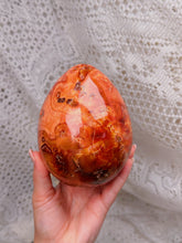 Load image into Gallery viewer, Carnelian egg
