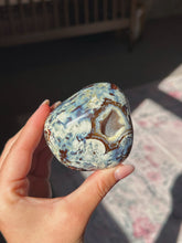 Load image into Gallery viewer, Carnelian x orca agate freeform

