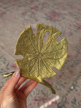 Load image into Gallery viewer, Vintage Brass sand dollar
