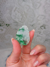 Load image into Gallery viewer, Jade carving (hand carved)
