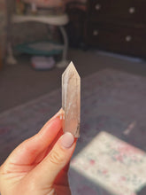 Load image into Gallery viewer, Dendritic quartz tower
