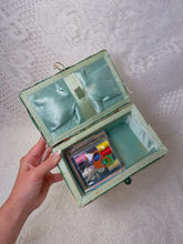 Load image into Gallery viewer, Vintage sowing box
