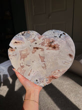 Load image into Gallery viewer, Pink amethyst heart
