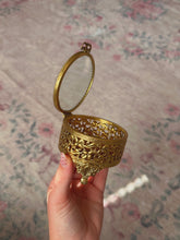 Load image into Gallery viewer, Vintage jewelry box
