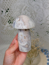 Load image into Gallery viewer, Flower agate mushroom
