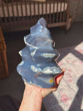 Load image into Gallery viewer, Orca agate flame
