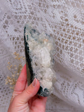 Load image into Gallery viewer, Apophyllite/stilbite freeform
