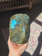 Load image into Gallery viewer, Labradorite Freeform
