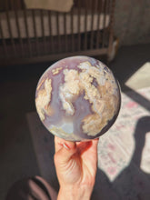 Load image into Gallery viewer, Moody flower agate sphere
