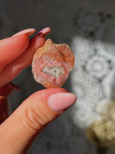 Load image into Gallery viewer, Laguna agate

