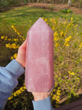 Load image into Gallery viewer, Rose quartz tower
