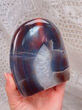 Load image into Gallery viewer, Mozambique agate freeform
