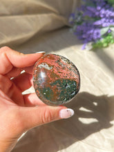 Load image into Gallery viewer, Veinless ocean jasper palmstone
