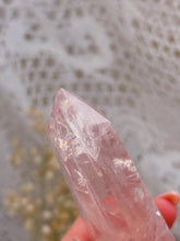Load image into Gallery viewer, Rose quartz tower
