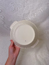 Load image into Gallery viewer, Vintage bowl
