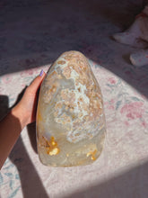 Load image into Gallery viewer, Magical plume filled flower agate freeform
