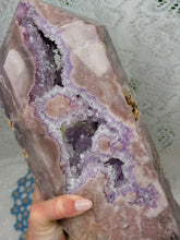 Load image into Gallery viewer, Pink amethyst tower
