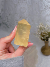 Load image into Gallery viewer, Honey calcite freeform
