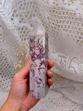 Load image into Gallery viewer, Pink amethyst tower
